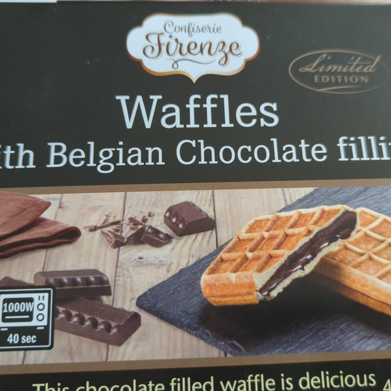 Fotografie - Waffles with Belgian chocolate filling Confiserie Firenze