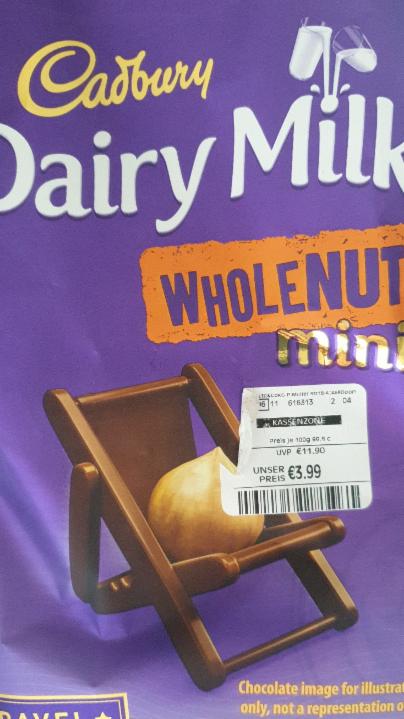 Fotografie - Dairy Milk Wholenut Minis Cadbury