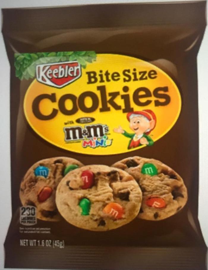 Fotografie - Bite size cookies with M&M's Keebler