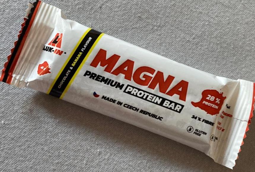 Fotografie - Magna protein bar chocolate & banana LUK-IN