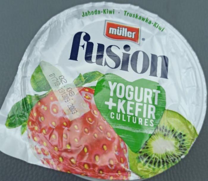 Fotografie - Fusion yogurt+kefir cultures Jahoda-Kiwi Müller