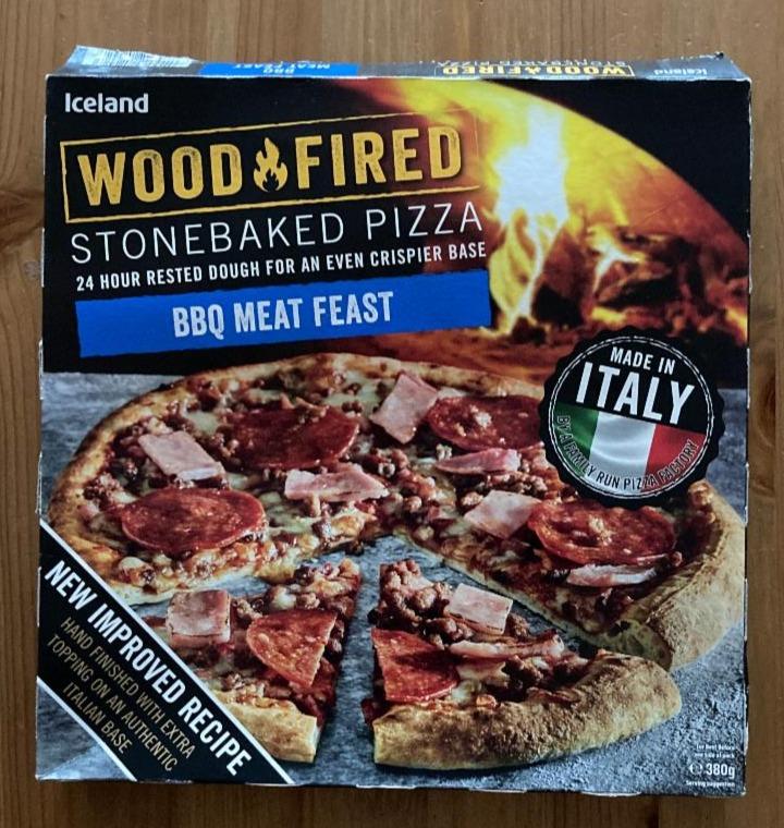 Fotografie - Wood Fired Stonebaked BBQ Meat Feast Pizza Iceland