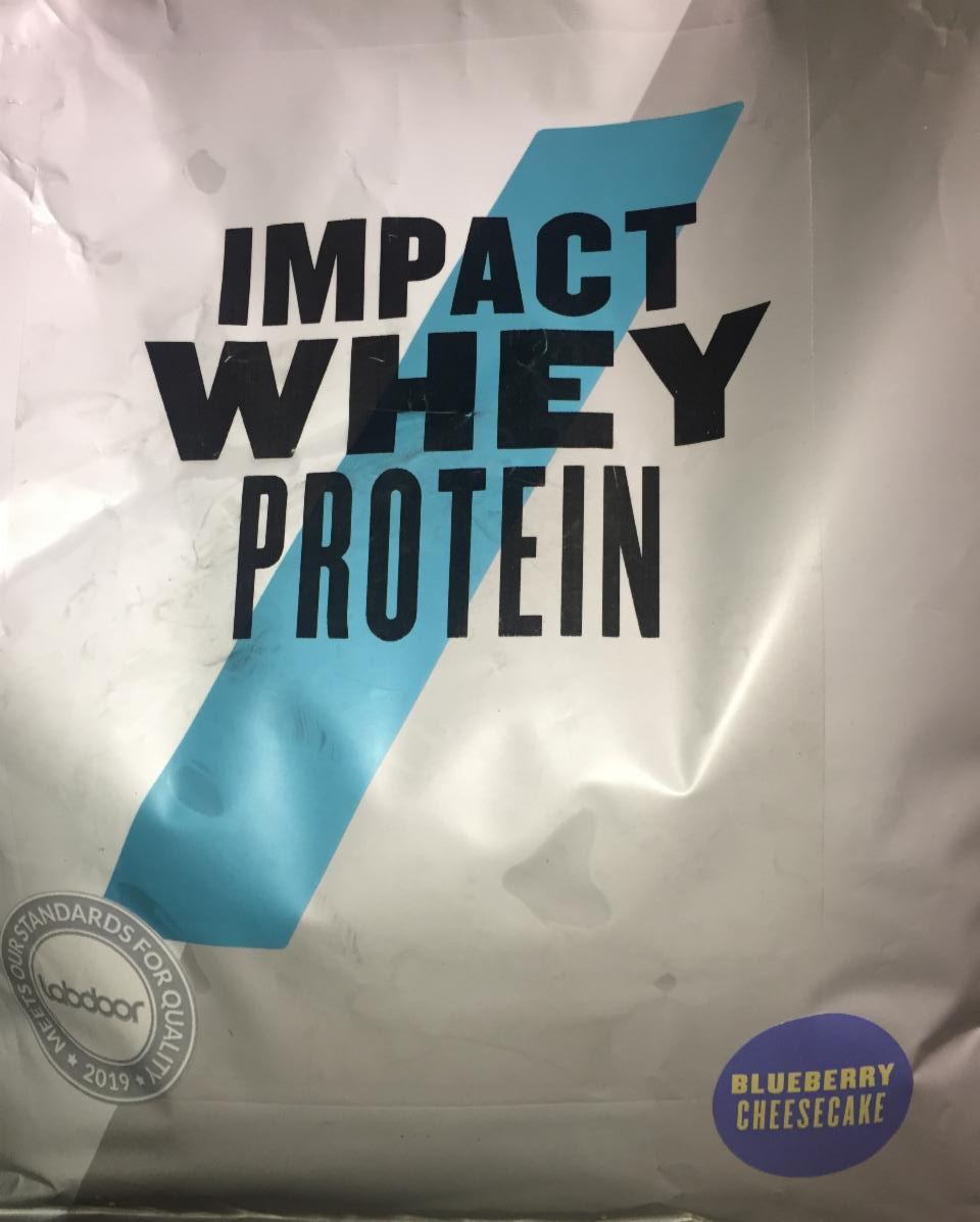Fotografie - Impact Whey Protein Blueberry Cheesecake Myprotein