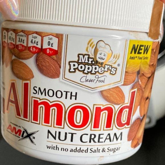 Fotografie - Smooth Almond Nut Cream Mr.Popper’s