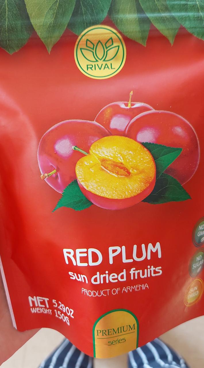 Fotografie - Red Plum sun dried fruits Rival