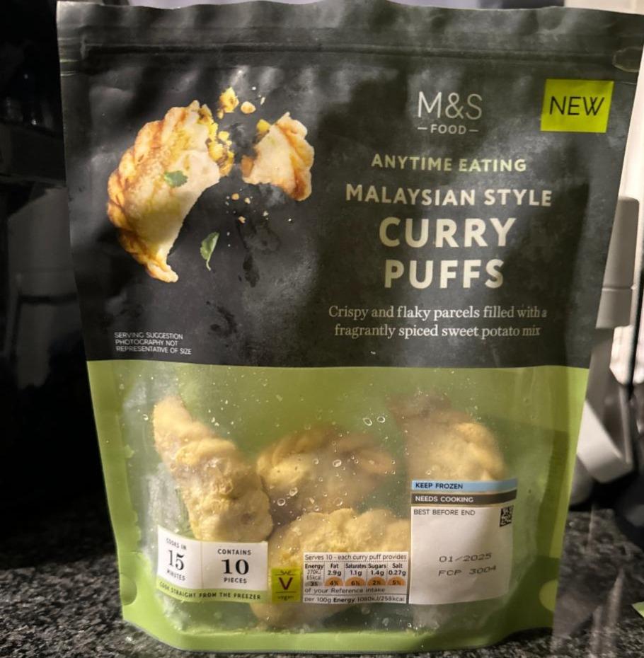 Fotografie - Malaysian Style Curry Puff M&S Food