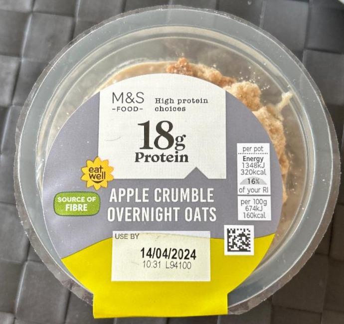 Fotografie - Apple Crumble overnight oats M&S Food
