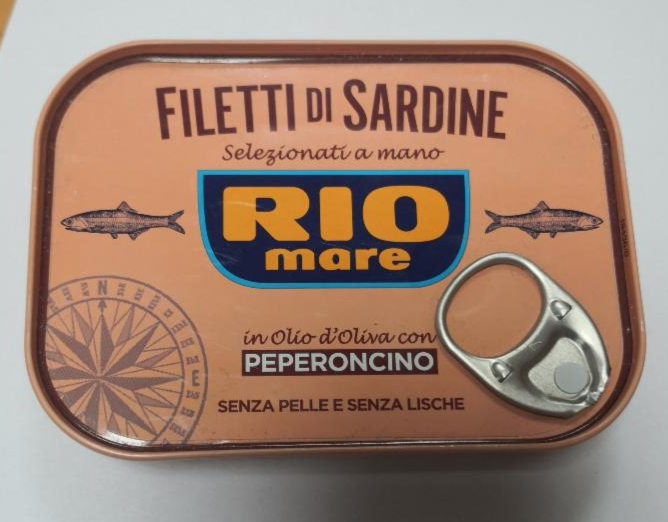 Fotografie - filety sardinek v olivovém oleji s chilli papričkou - Rio mare