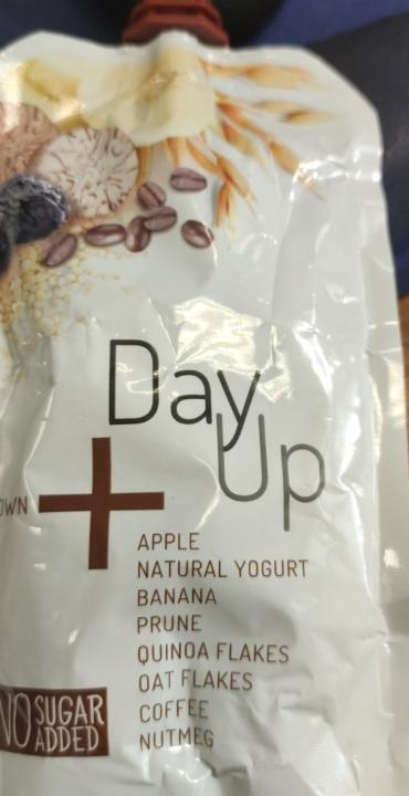 Fotografie - Day Up brown jogurt a ovoce s kávou 