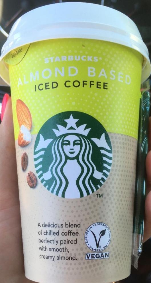 Fotografie - Almond Based Iced Coffee Starbucks