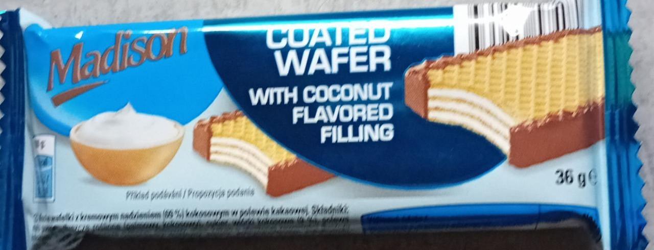 Fotografie - Coated wafer with coconut flavoted filling Madison