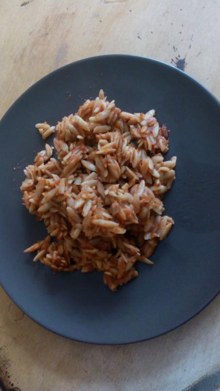 Kritharaki (těstovinová rýže) pilaf