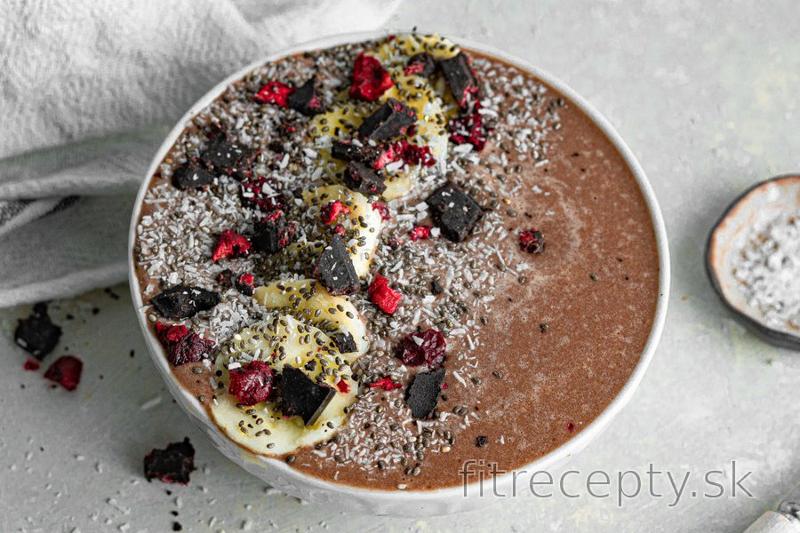 Zdravá čokoládovo-ovesná smoothie bowl (vegan)