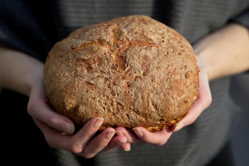 Jednoduchý kynutý chléb z droždí